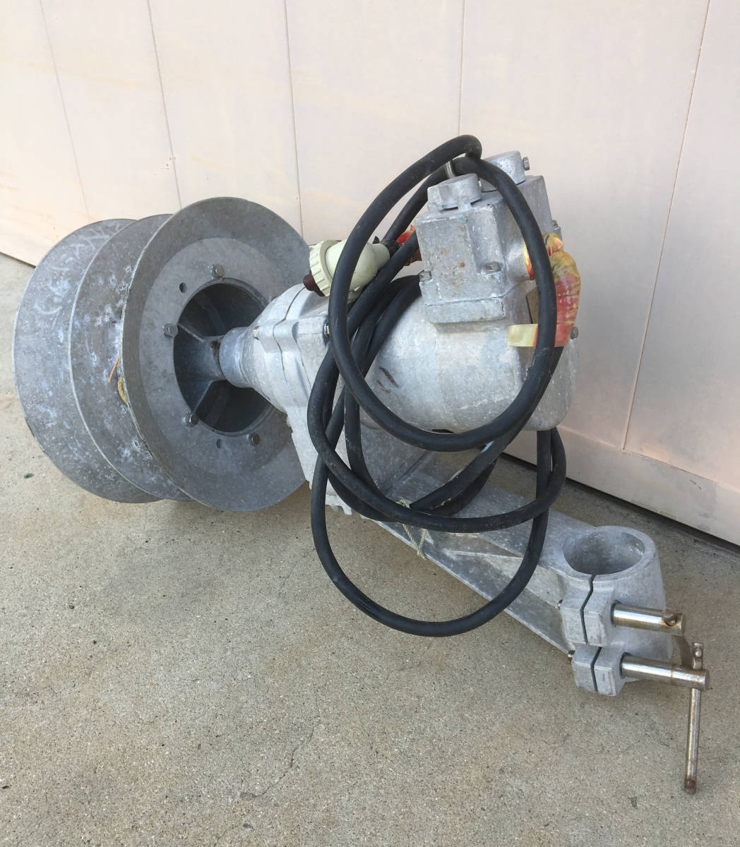 岩崎電機工業製 ヤング 公式通販 12V ヤングネットラインホーラー