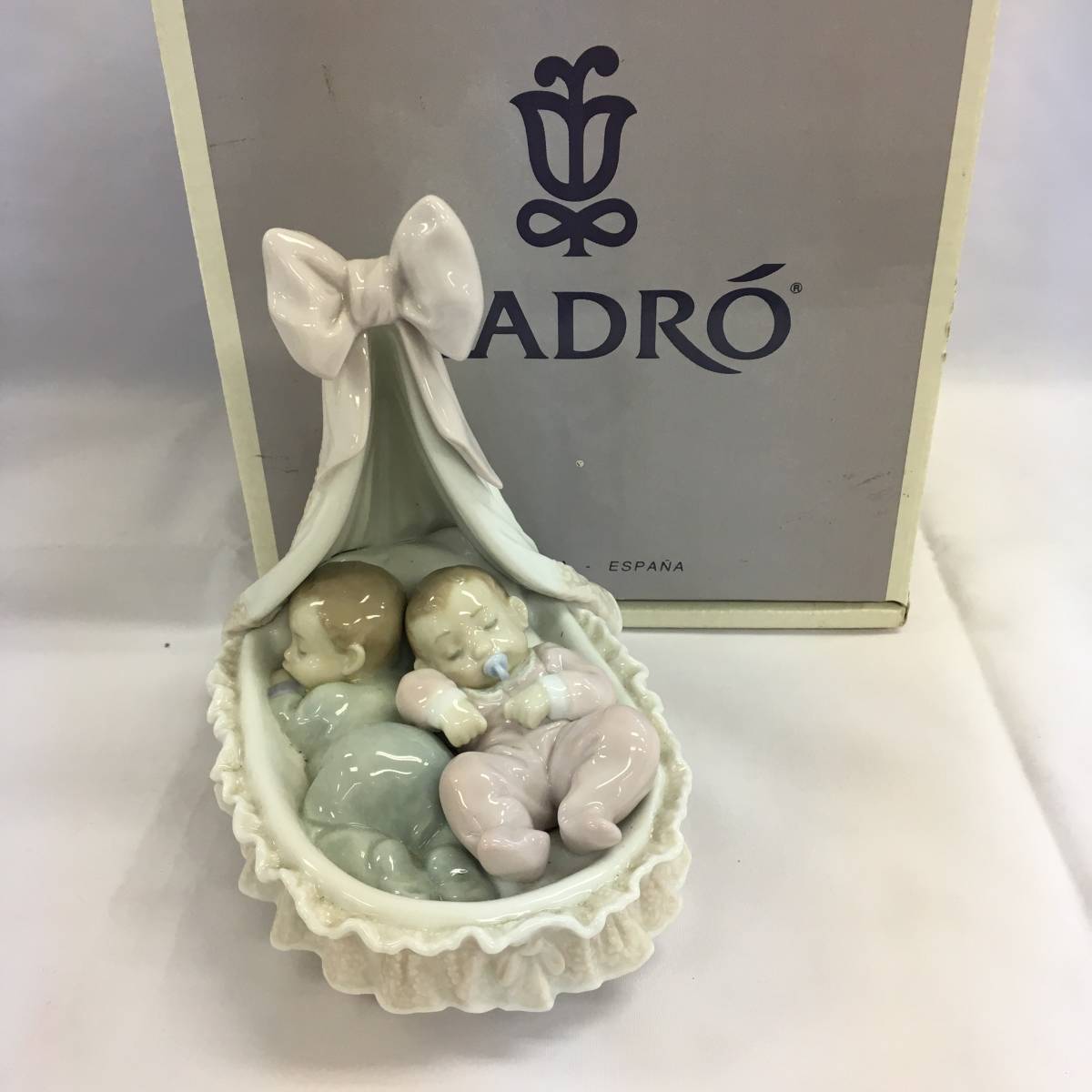 LLADRO リヤドロ - 赤ちゃんの夢 赤ちゃん 置物 フィギュリン メルカリ 