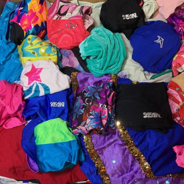 【整理品リサイクル】女子レオタードKIDSレオタード100枚程度★チャコットSASAKIなどブランドいろいろサイズいろいろお楽しみセット⑥_2