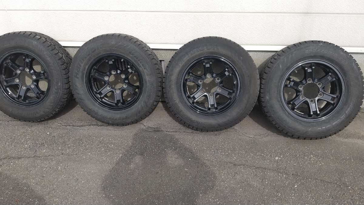 新作登場，SALE】 ハンコックスパイクタイヤ205/70R15