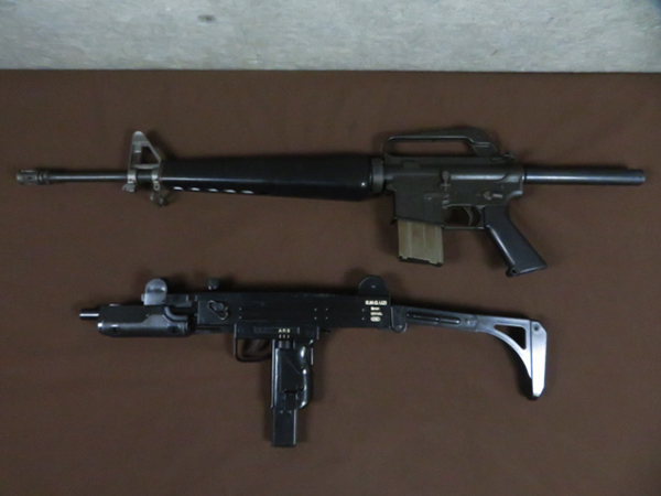 SPG コルト AR-15 M16A1 モデルガン / IMI S M G UZI 9ｍｍ エアーガン 計2点 管理ガン31012FD