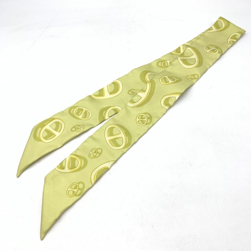 HERMES エルメス ツイリー シェーヌダンクル柄 シルク 黄緑 ライト  