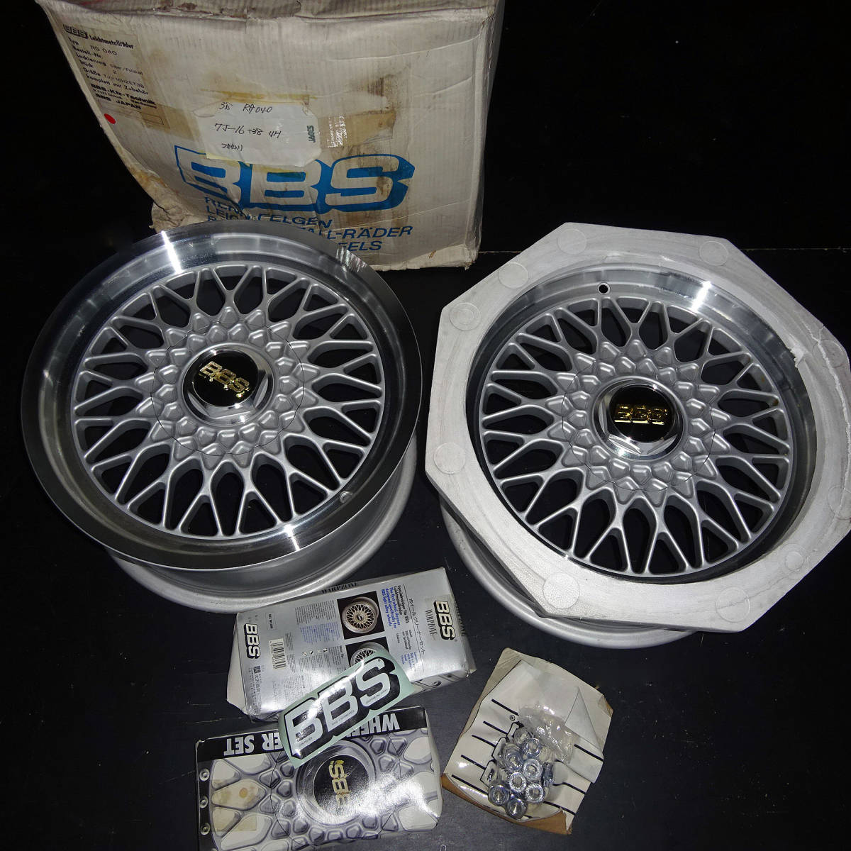 174番 当時物 BBS RG040 16×7J 4穴114.3 2ET38 ポリュシュドシルバー 2 