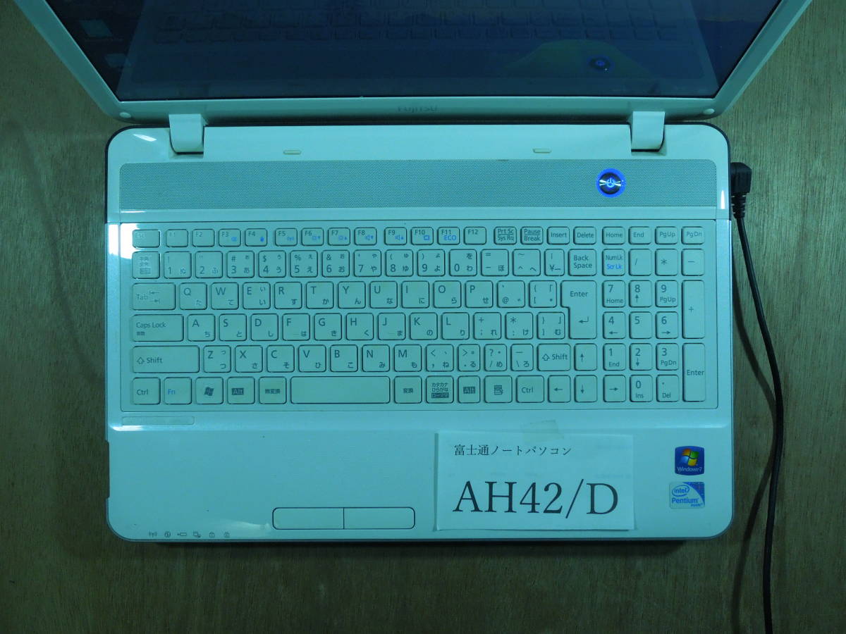 すぐ使える富士通ノートパソコン AH42/D Dual-Core 2GHz office365 