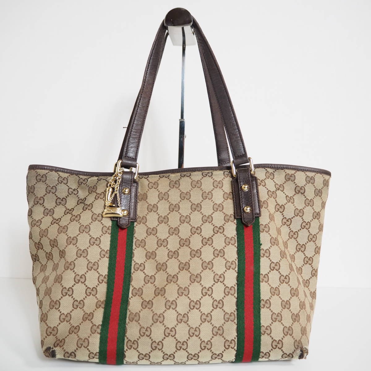内側美品】1円～ グッチ gg柄 シェリーライン トートバッグ チャーム 