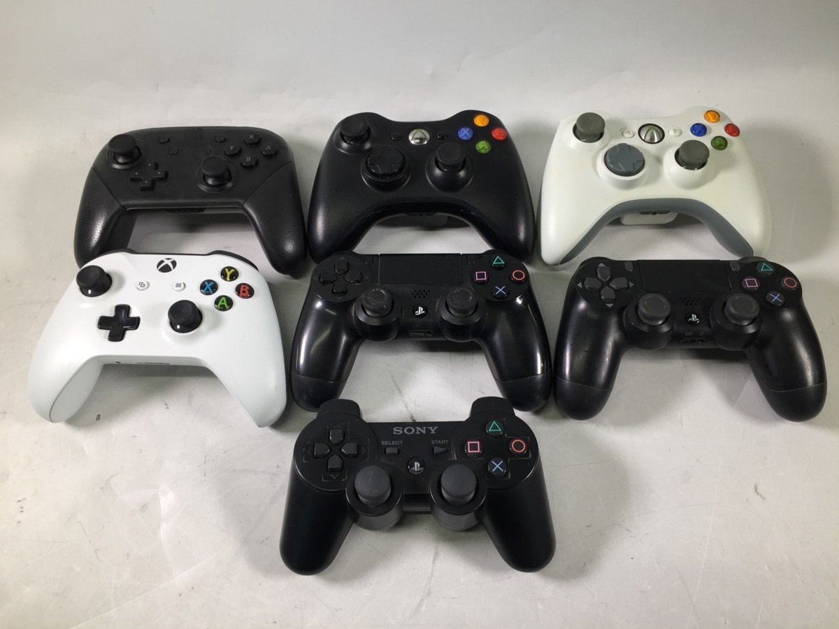 Yahoo!オークション -「ゲームコントローラー」の落札相場・落札価格 -「nintendo ゲーム 任天堂とソニーがコラボした幻のゲーム機「Nintendo PlayStation」が ♪▲【まとめ売り品 SONY/任天堂他】各メーカーゲームコントローラー 21個セット 1026 6 CUH-ZCT1J他