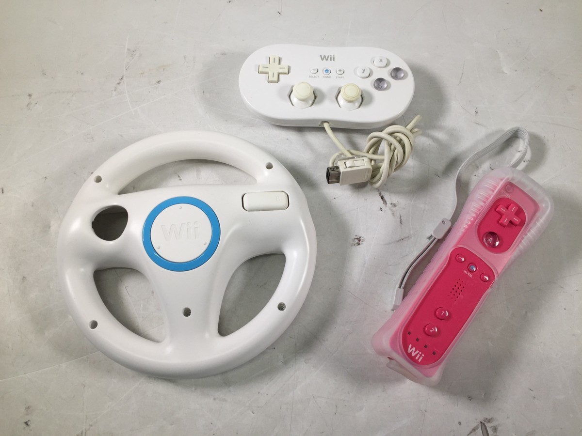Yahoo!オークション -「ゲームコントローラー」の落札相場・落札価格 -「nintendo ゲーム 任天堂とソニーがコラボした幻のゲーム機「Nintendo PlayStation」が ♪▲【まとめ売り品 SONY/任天堂他】各メーカーゲームコントローラー 21個セット 1026 6 CUH-ZCT1J他
