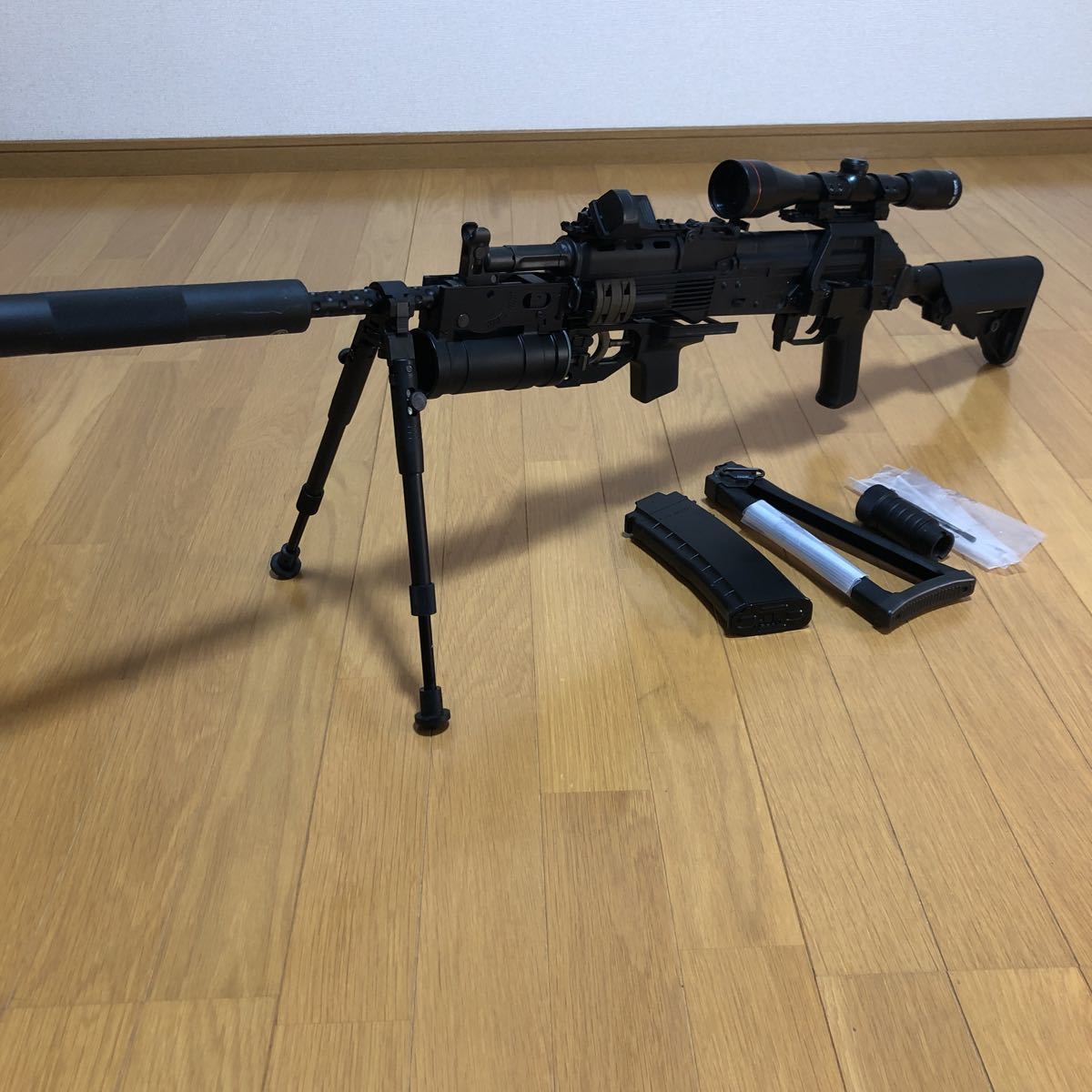  東京マルイ 次世代電動ガン AK-102外装カスタム(電動ガン)｜売買されたオークション情報、yahooの商品情報をアーカイブ公開 - オークファン 電動ガン