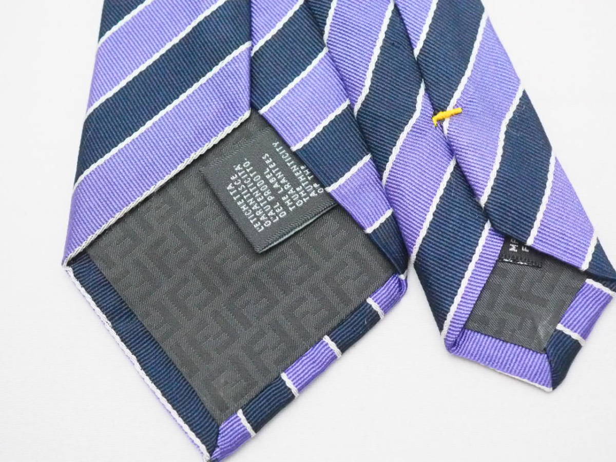 古着 FENDI フェンディ イタリア製 シルク ストライプ柄 長袖 ショート