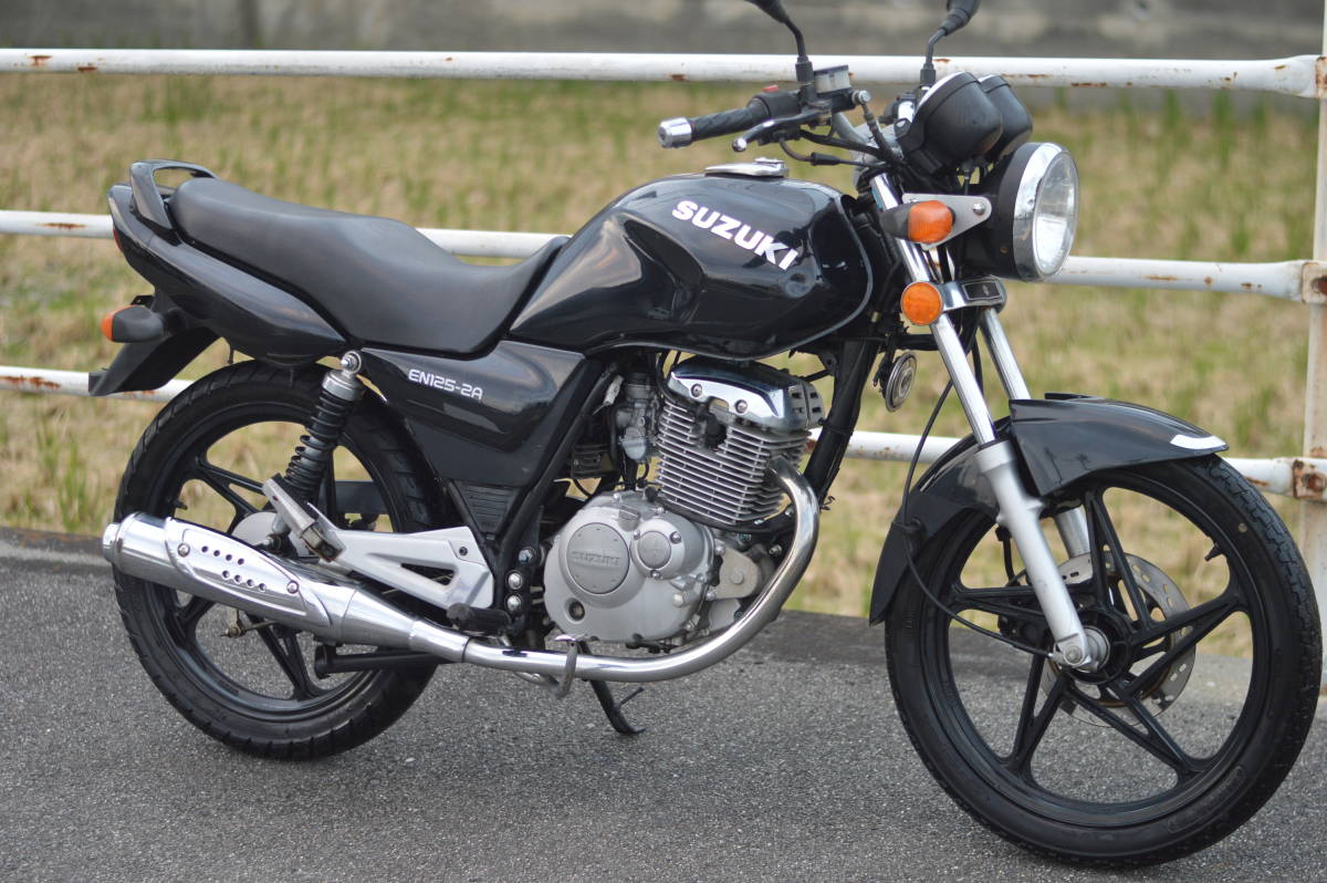スズキ EN125-2A CBR125 KSR110 グロム YBR125 CBF125 CB125 EN125-2A