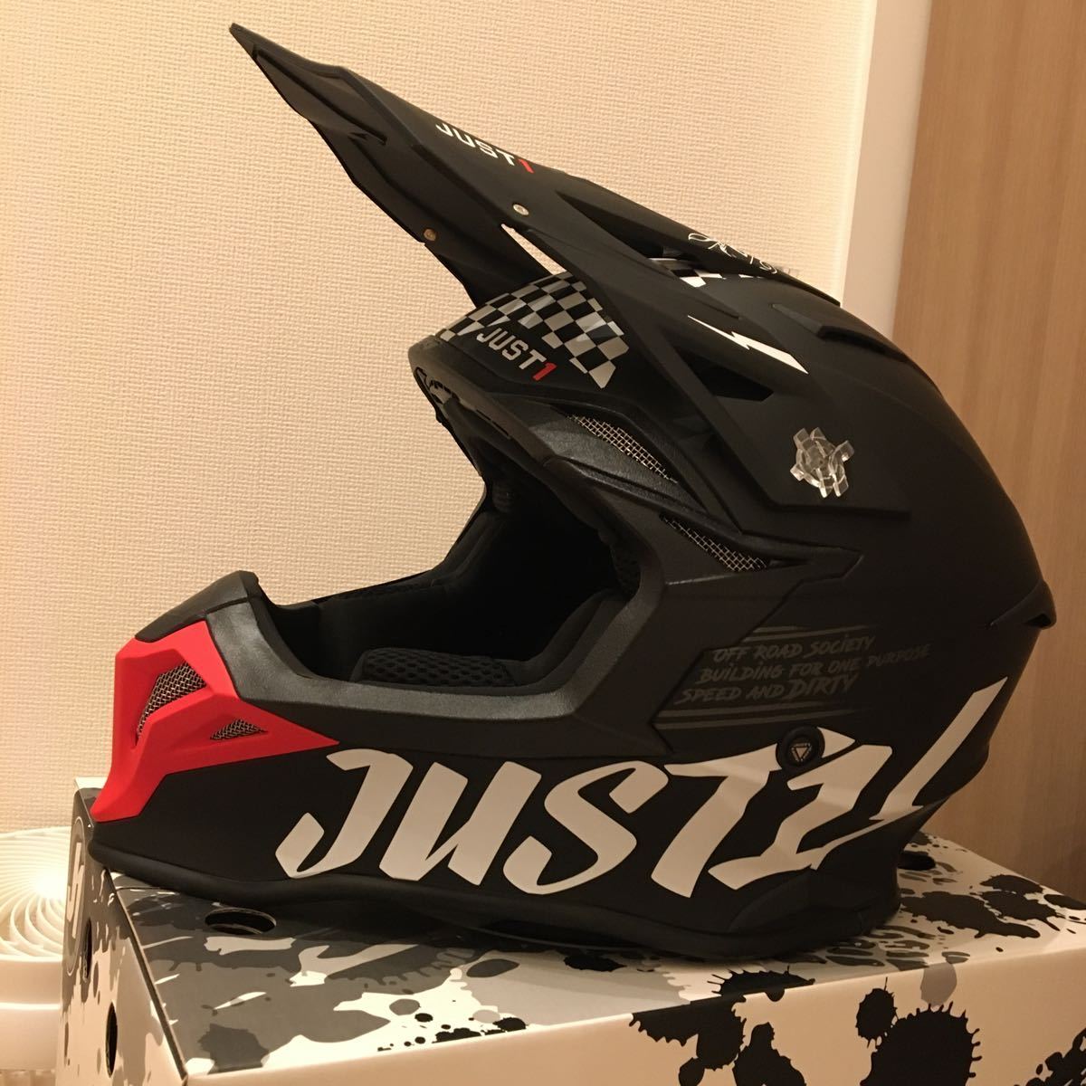 新品同様】Just1 ジャストワン J39 Rock モトクロスヘルメット オフ 