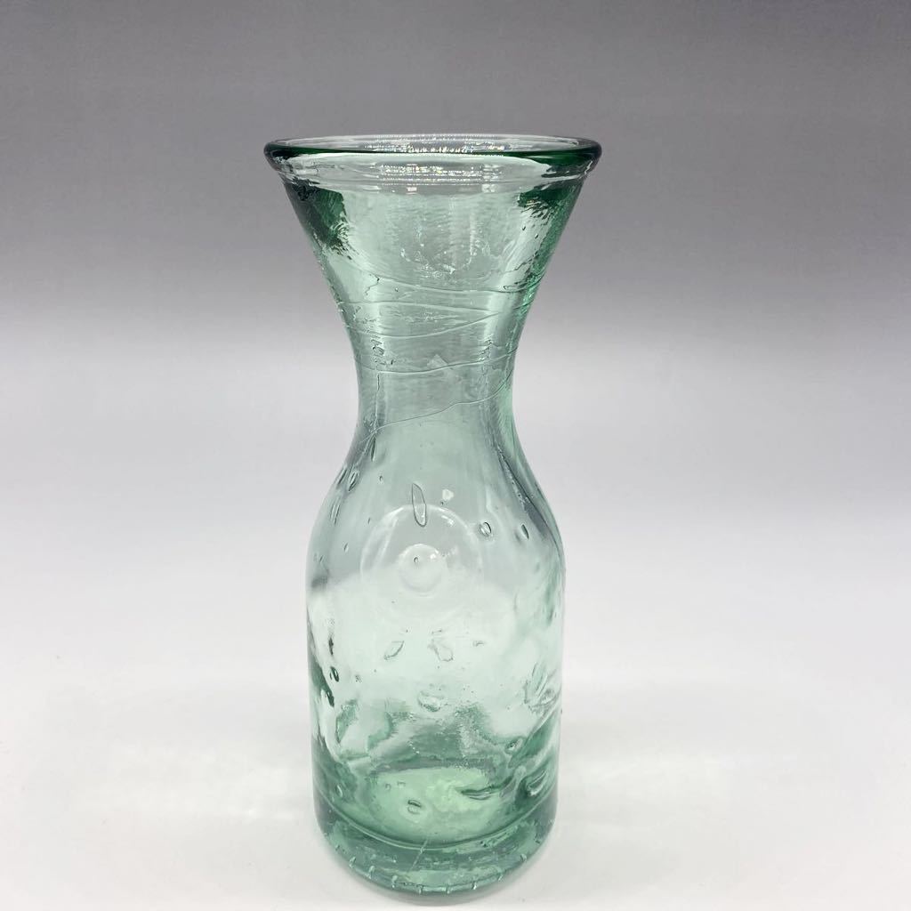 グリーンガラス 硝子 気泡ガラス花瓶 昭和レトロ 花 フラワーベース 花瓶 売買されたオークション情報 Yahooの商品情報をアーカイブ公開 オークファン Aucfan Com