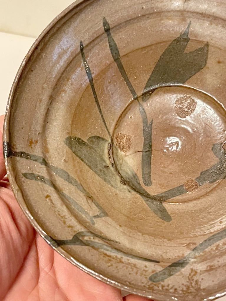 まさに逸品です！江戸前期から中期 古唐津 枇杷色の茶陶 絵唐津 茶碗