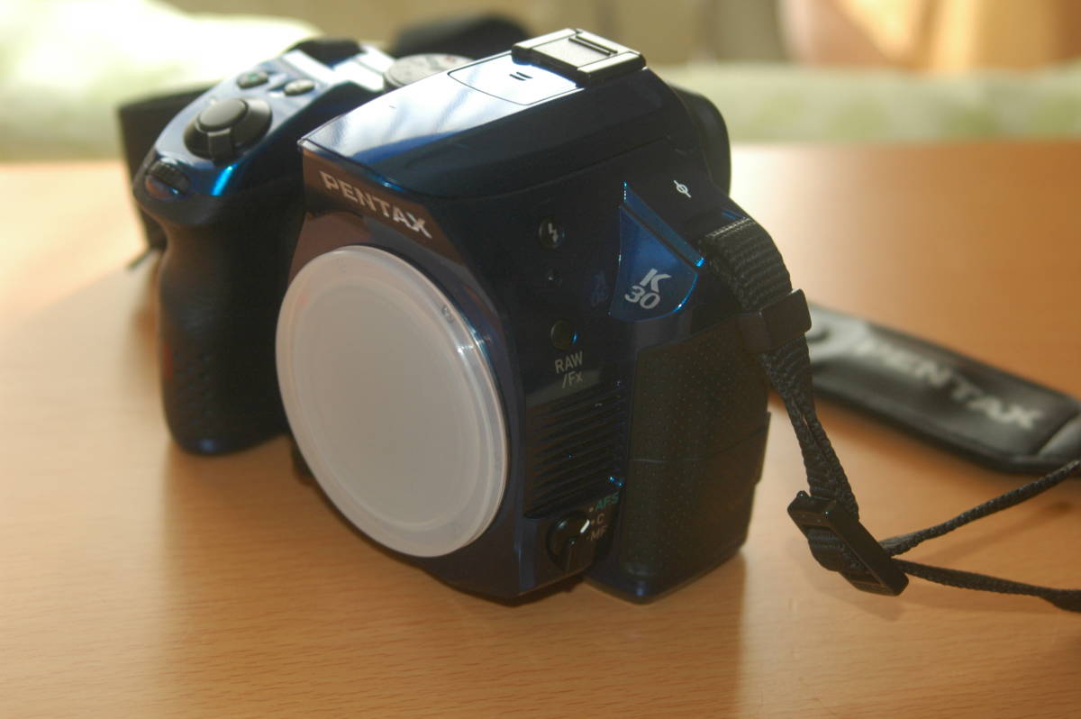 PENTAX K-30（ブルー）　ボディ _2