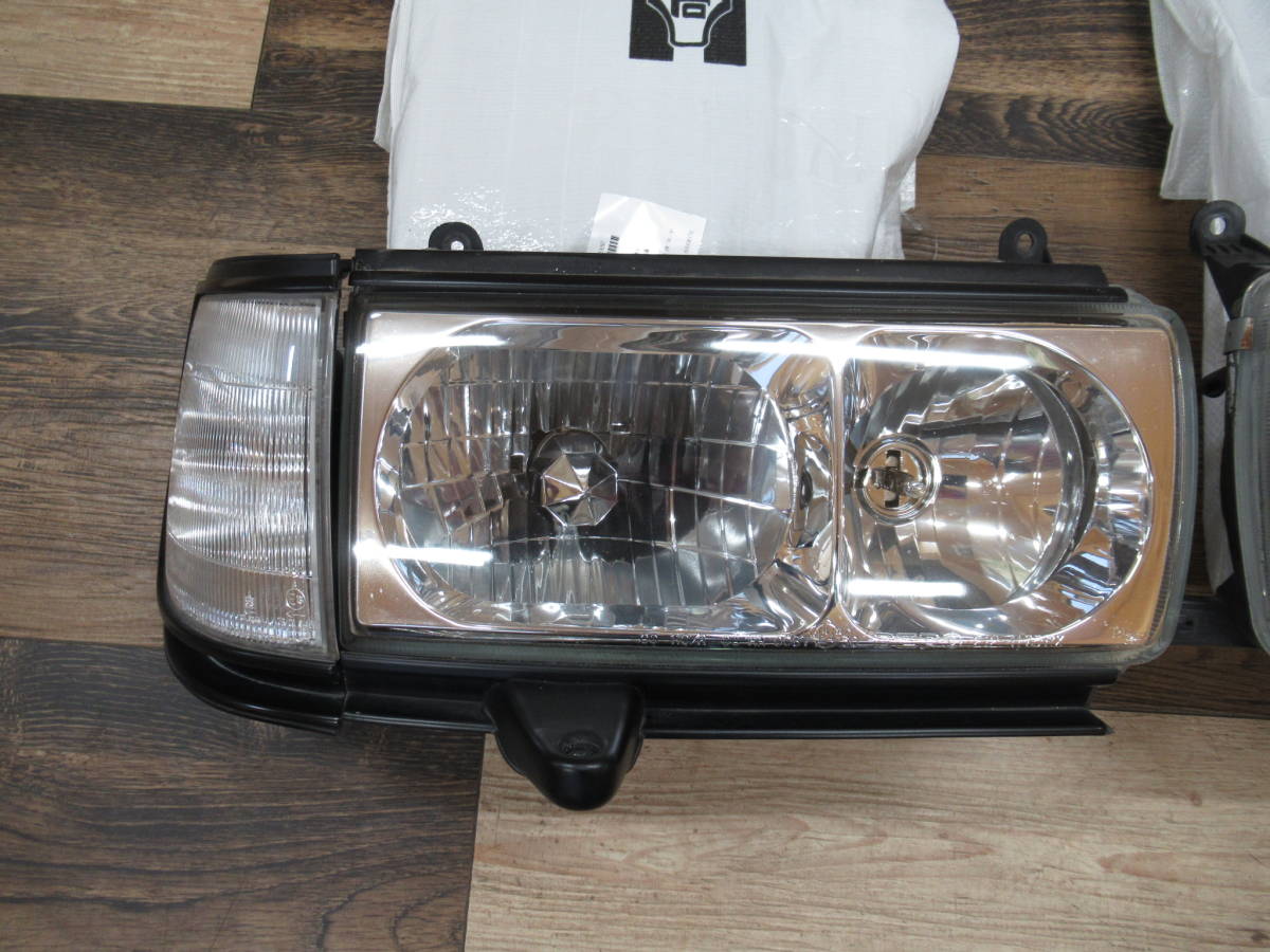 新品 ランドクルーザー ランクル 80 91-94 ヘッドライト ヘッドランプ