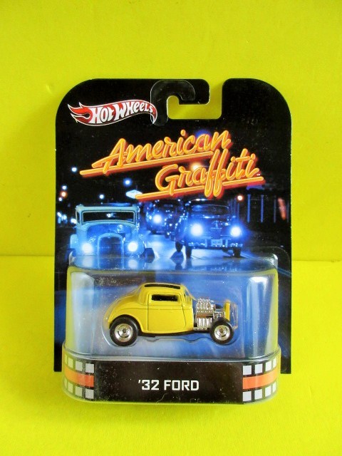 RETRO ENTER TAINMENT '32 FORD