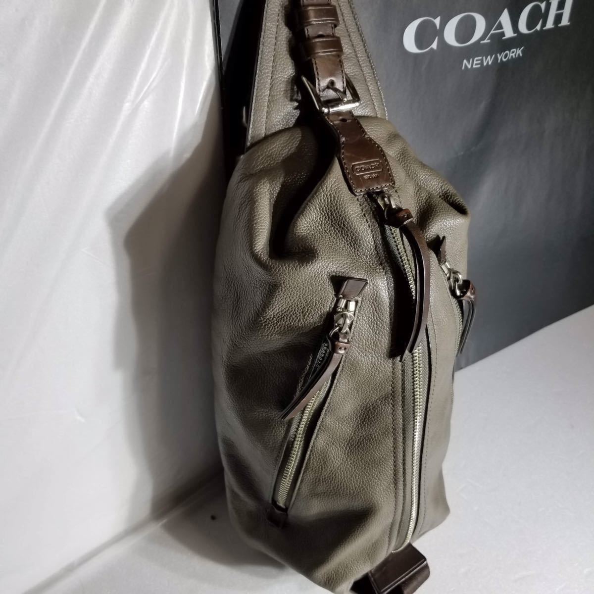 ◇美品に近い◇(COACH コーチ)トンプソン 本革◇スリング パック 