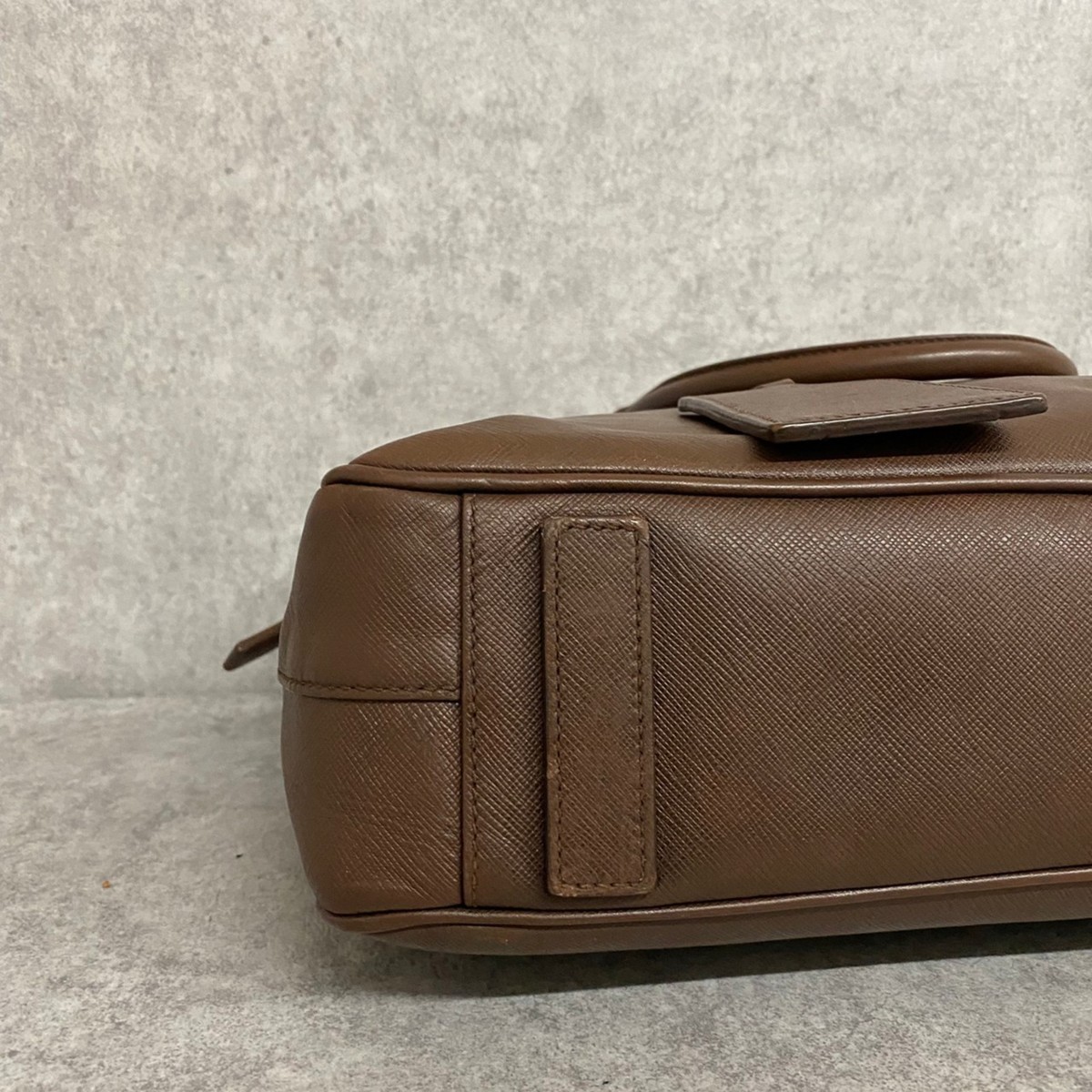 1円 美品 レア PRADA プラダ 三角ロゴ 最高級 サフィアーノ レザー 本 