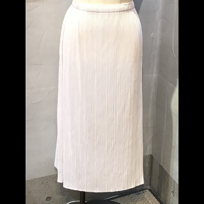 PLEATS PLEASE イッセイミヤケ ISSEY MIYAKE