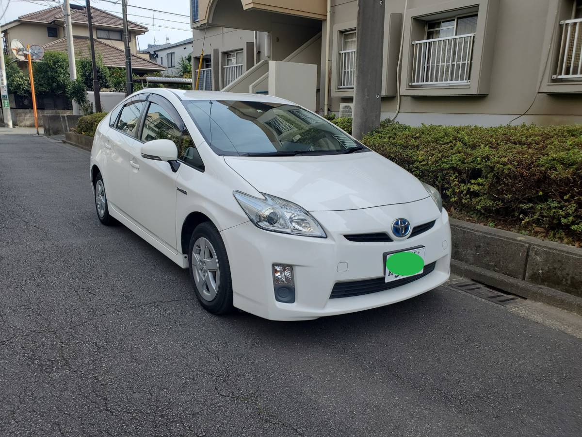 トヨタ プリウス 後期型 車検令和5年 走行24.7万キロ ZVW30 沖縄発