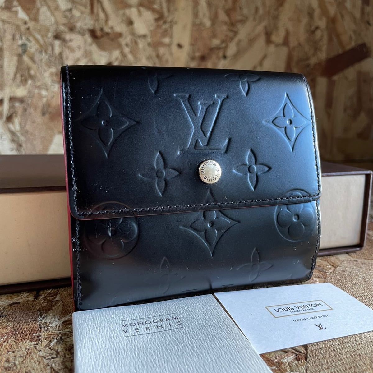 豊富な，低価 ルイヴィトン 良品 ヴェルニ LOUIS VUITTON Wホック 財布 ブラック 二つ折り財布 ビトン モノグラム TH1021(ヴェルニライン)｜売買されたオークション情報、yahooの商品情報をアーカイブ公開 - オー 服飾小物