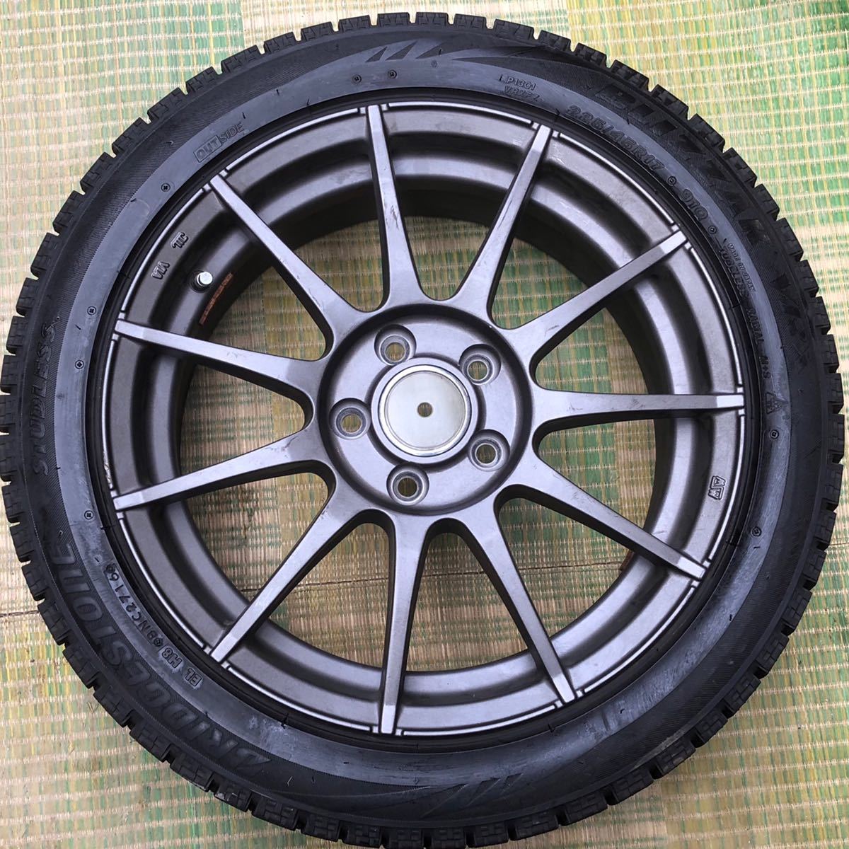 超バリ溝。OZ MSW85 17インチX7.0 ＋53 5/112 BRIDGESTONE 225/45R17 