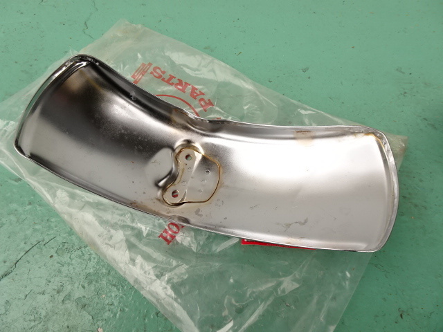 モンキー ゴリラ Z50JZ ホンダ純正 フロントフェンダー 当時物新品 モンキー ホンダ フェンダー z50jの通販 モンキー（A-Z50J）に適合する｜フロントフェンダーの商品一覧｜バイク メルカリ