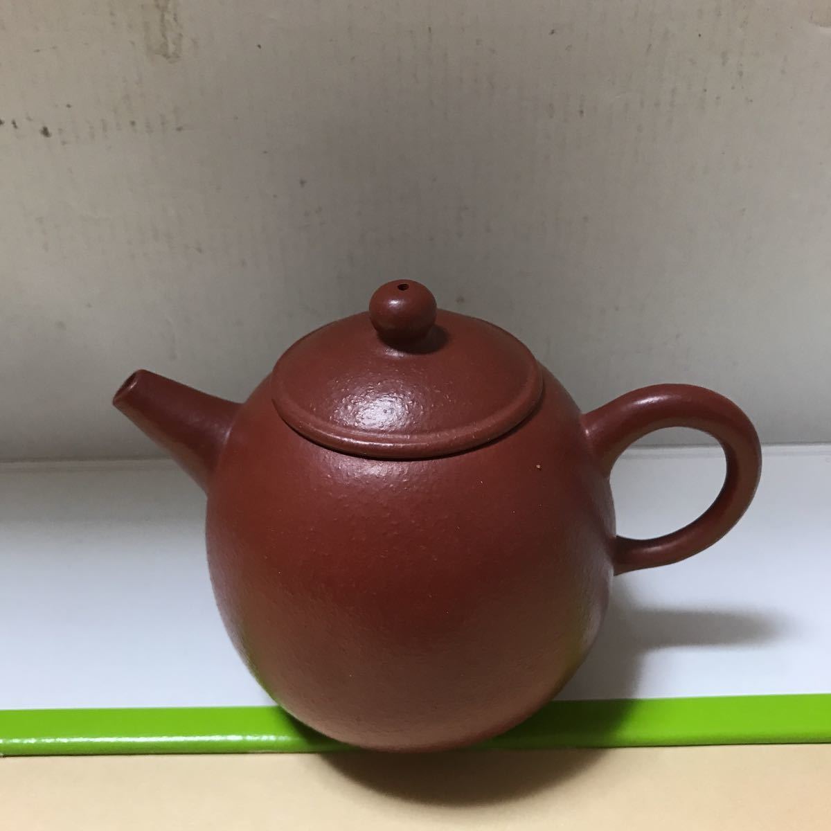 宜興窯 中国宜興 紫砂朱泥水平壺 急須(施釉陶)|売買された 宜興窯 中国宜興 紫砂朱泥水平壺 急須(施釉陶)|売買された