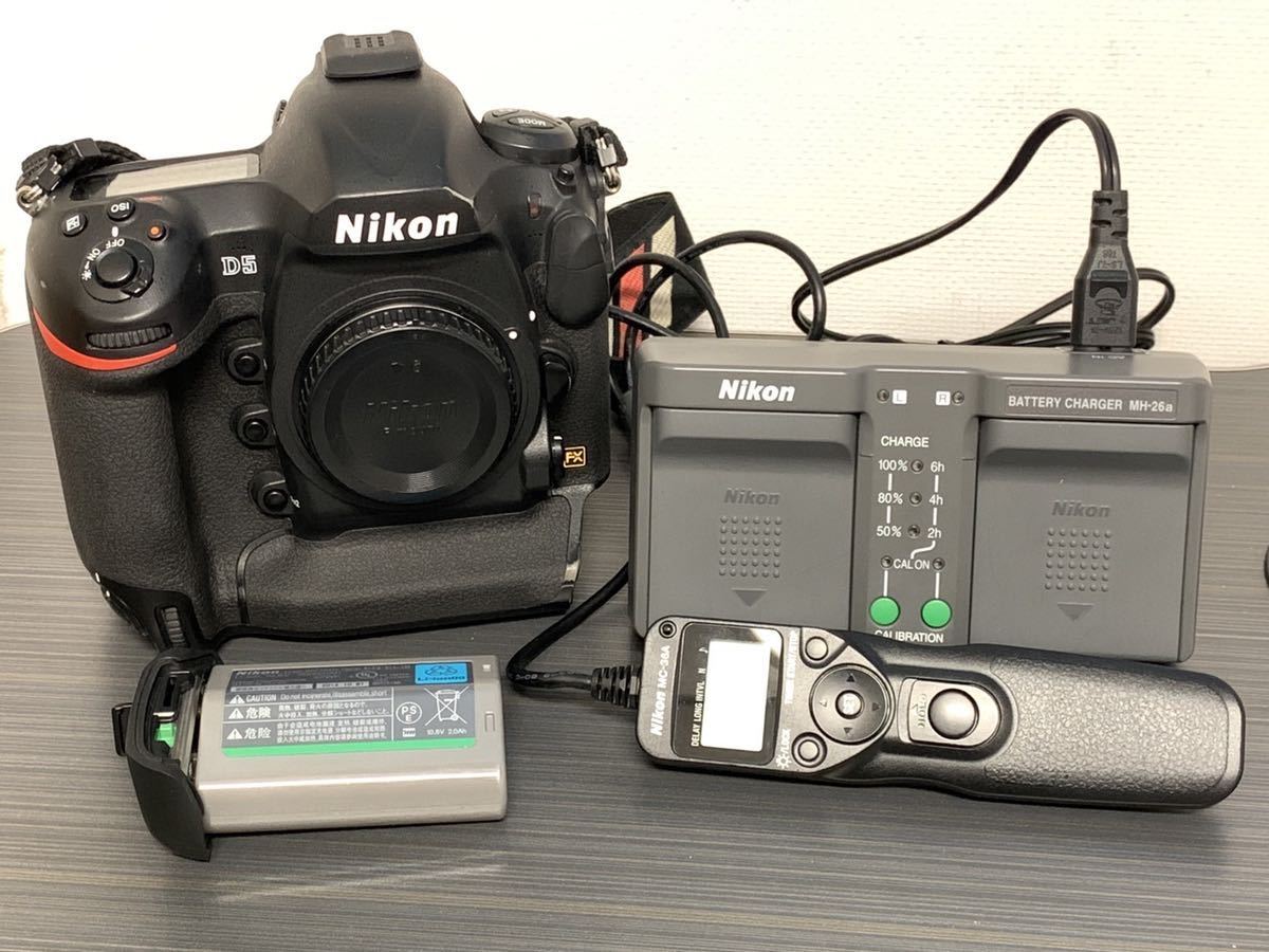 Nikon ニコン D5 フルサイズ デジタル一眼レフカメラ ボディ CFカード