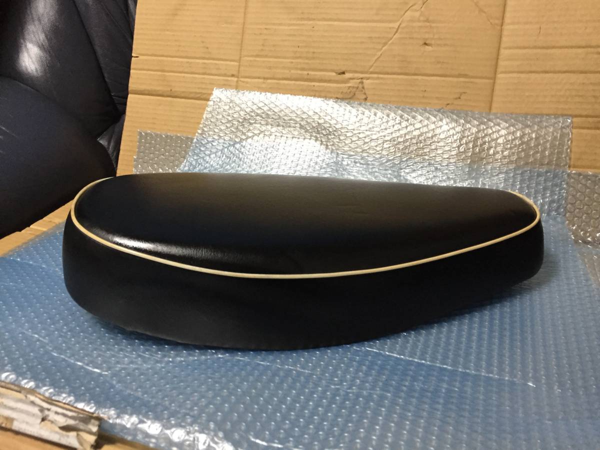 スーパーカブ C50 カスタム用 シート　　刻印( 77000　GN5W　7300 ）　33874