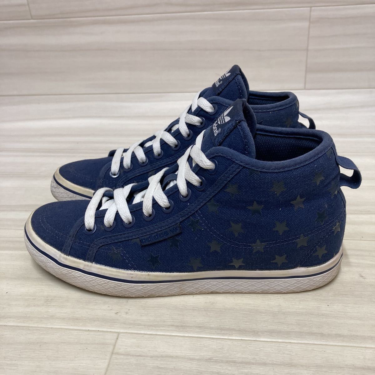 P 109 Adidas アディダス インヒールスニーカー レディース 23 5cm ネイビー キャンバス スター 23 5cm 売買されたオークション情報 Yahooの商品情報をアーカイブ公開 オークファン Aucfan Com