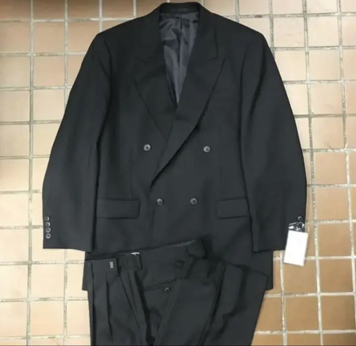 【新品！未使用！】★激安タグ付き★カネボウ礼服　サイズA7 ブラック　黒　ノーベンツ　サラサラ生地　冠婚葬祭　アジャスター付き