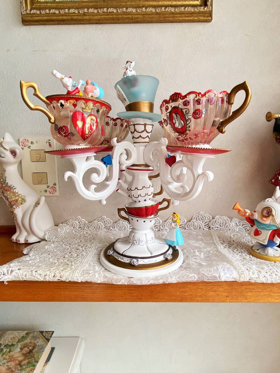 ディズニーストア 不思議の国のアリス テーブルシャンデリア ライト オブジェ フィギュア フィギュア 売買されたオークション情報 Yahooの商品情報をアーカイブ公開 オークファン Aucfan Com