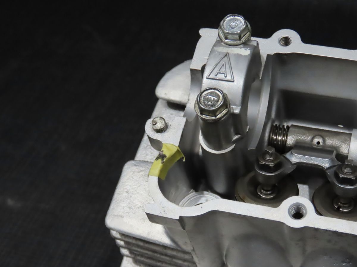 SUZUKI/スズキ GSX400E ゴキ シリンダーヘッド ※レストアベース【080 