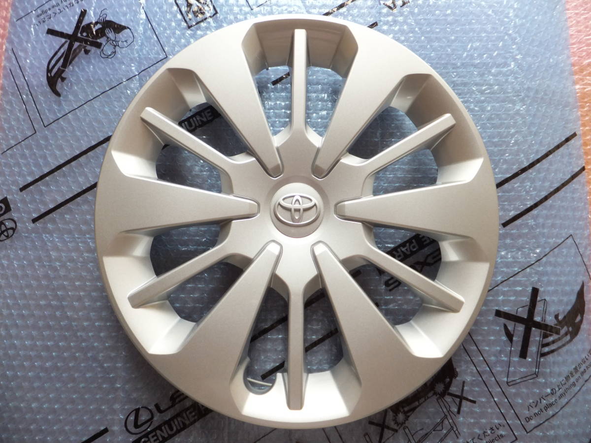☆ 新車 添付 未使用品 ルーミー 前期 純正 14in スチールホイール用 ホイールキャップ 42602-B1230 1枚 タンク パッソ ☆④