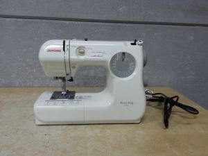 JANOME IJ-550のYahoo!オークション(旧ヤフオク!)の相場・価格を見る