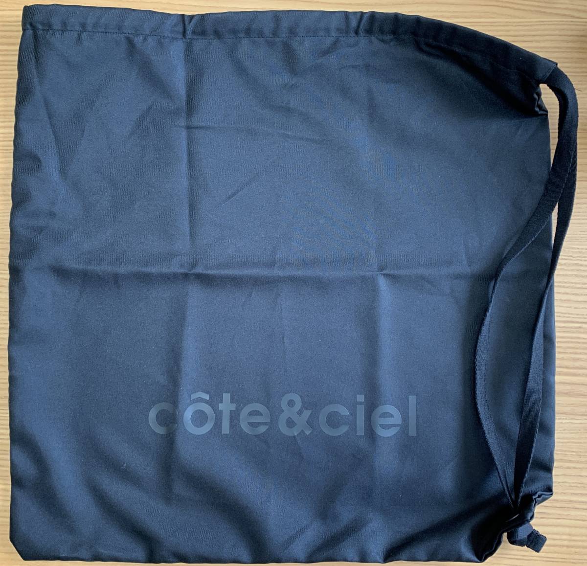 新品、未使用、非売品】Cote&Ciel 巾着袋 ブラック / 付属品 
