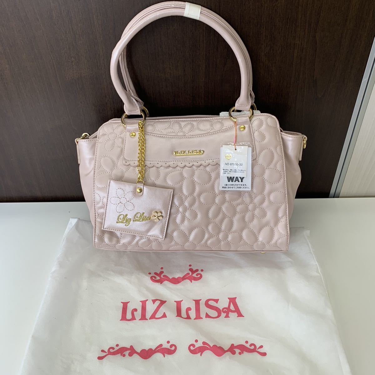 Ft16 Liz Lisa リズリサ 2way ハンドバッグ ショルダーバッグ 薄ピンク系 パスケース レディース 女性物 ブランド 鞄 カバン その他 売買されたオークション情報 Yahooの商品情報をアーカイブ公開 オークファン Aucfan Com