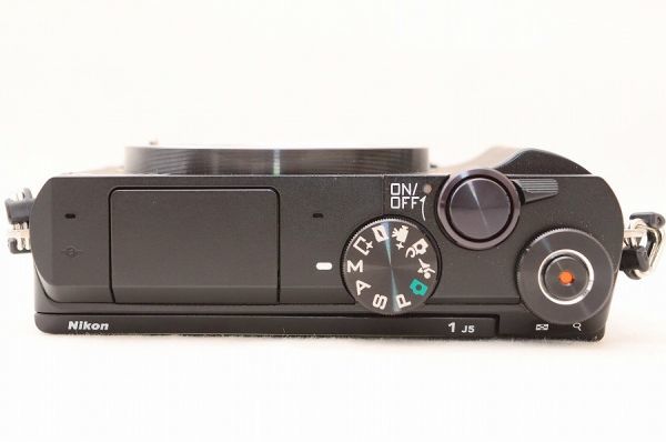 ☆新品同様☆ ニコン Nikon 1 J5 ダブルズームキット 元箱 付属品 Shot
