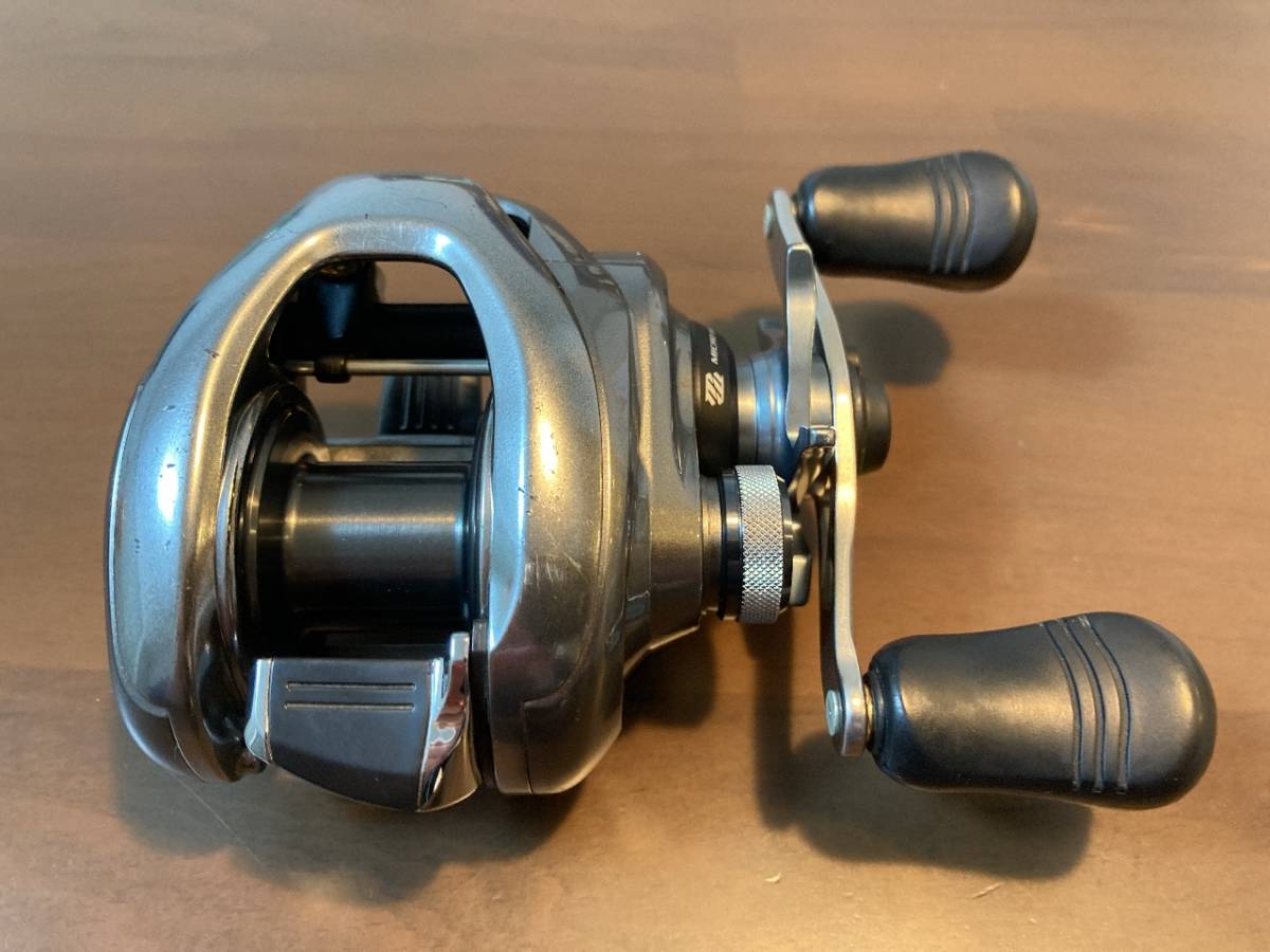 シマノ 15 メタニウム Dc Hg 後期モデル ベイトリール 品 シマノ 売買されたオークション情報 Yahooの商品情報をアーカイブ公開 オークファン Aucfan Com