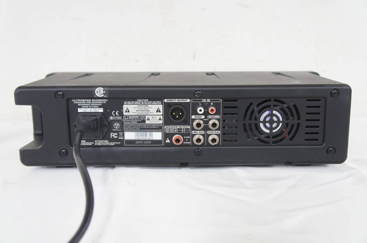 behringer ベリンガー ULTRABASS BXD3000H ベースアンプ 通電のみ確認 