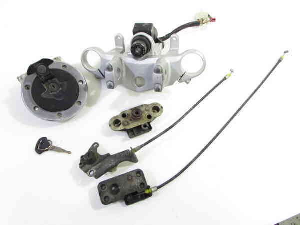 ゼファー750 純正 キャブレター 美品 完動品 美車車両より取り外し