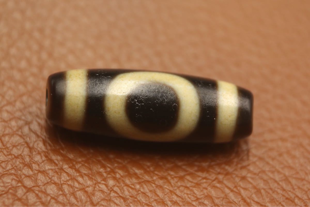 本物 天珠 チベット ジービーズ ミニ「天地紋天珠」Dzi beads - 三眼天 