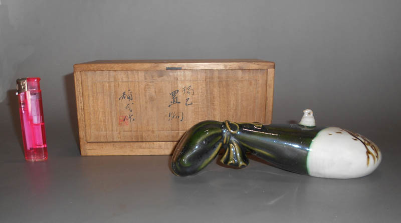 骨董市y　京焼　清水焼　楠部弥弌　フィギュリン　蛇　　置物 共箱 文部大臣賞受賞 日本芸術院賞受賞 楠部彌弌 弁財天 琵琶 白蛇