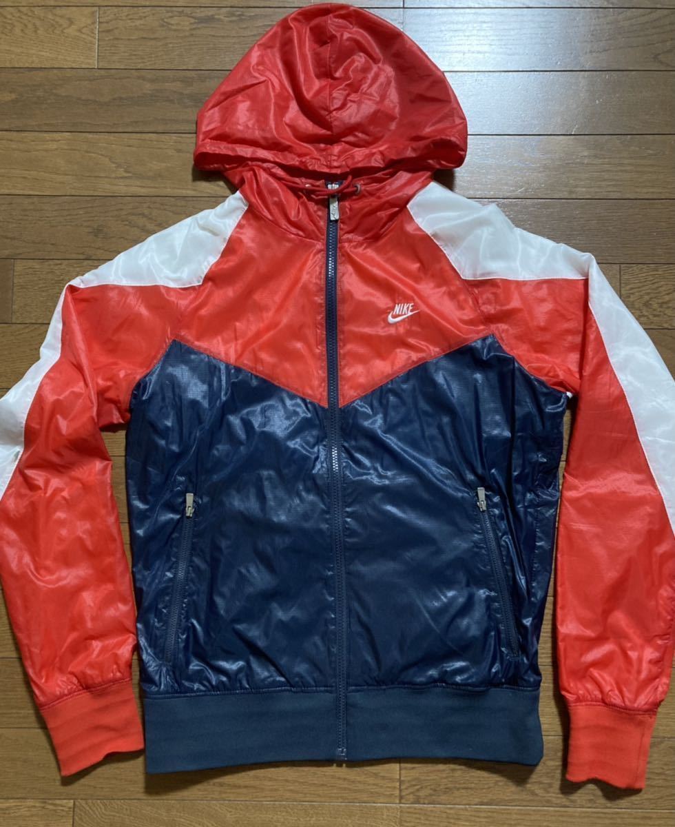 Nike ナイキ ナイロンパーカー メンズsサイズ ナイキ 売買されたオークション情報 Yahooの商品情報をアーカイブ公開 オークファン Aucfan Com