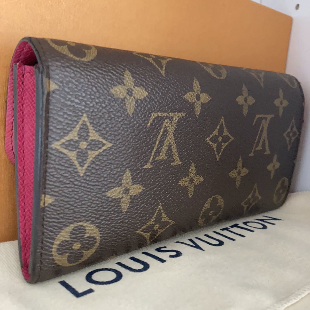美品 ルイヴィトン モノグラム 長財布 ポルトフォイユ エミリー 