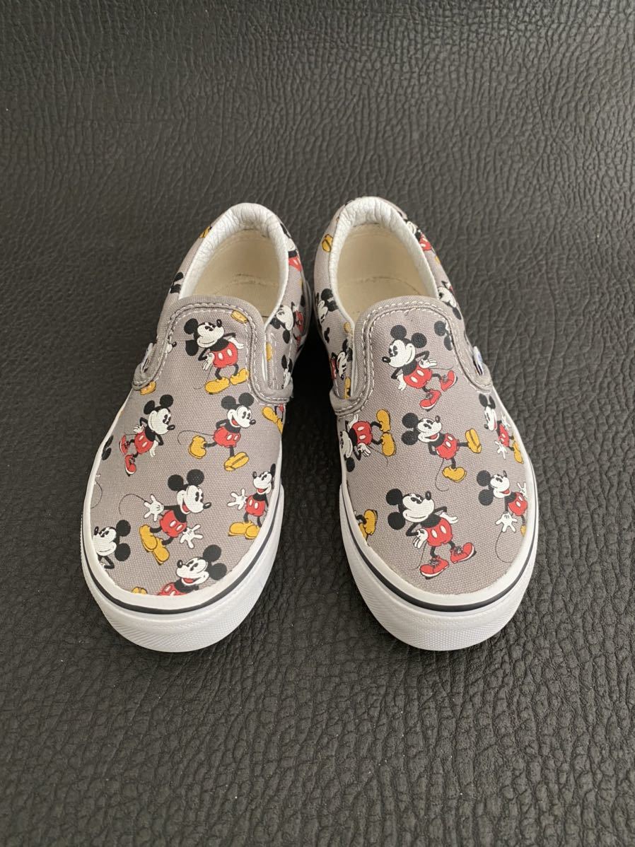 Vans X Disney ミッキーマウス 総柄 スリッポン 16cm 品 グレー バンズ ディズニー キッズスニーカー バンズ 売買されたオークション情報 Yahooの商品情報をアーカイブ公開 オークファン Aucfan Com