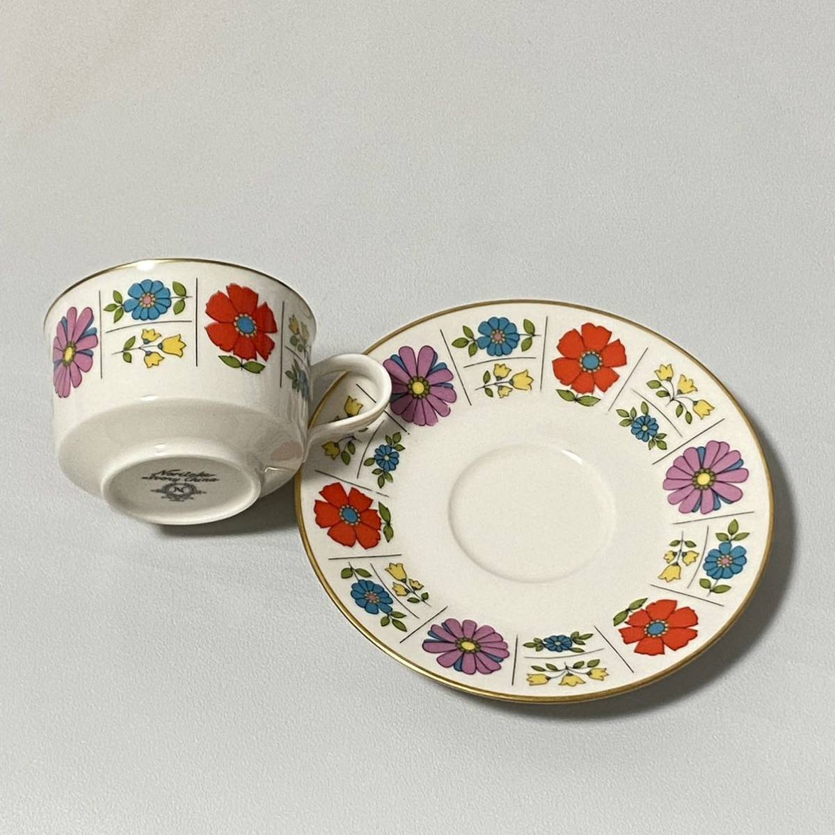 Noritake ノリタケ レトロ 花柄 カップ&ソーサー 4客 セット ◎Ivory 