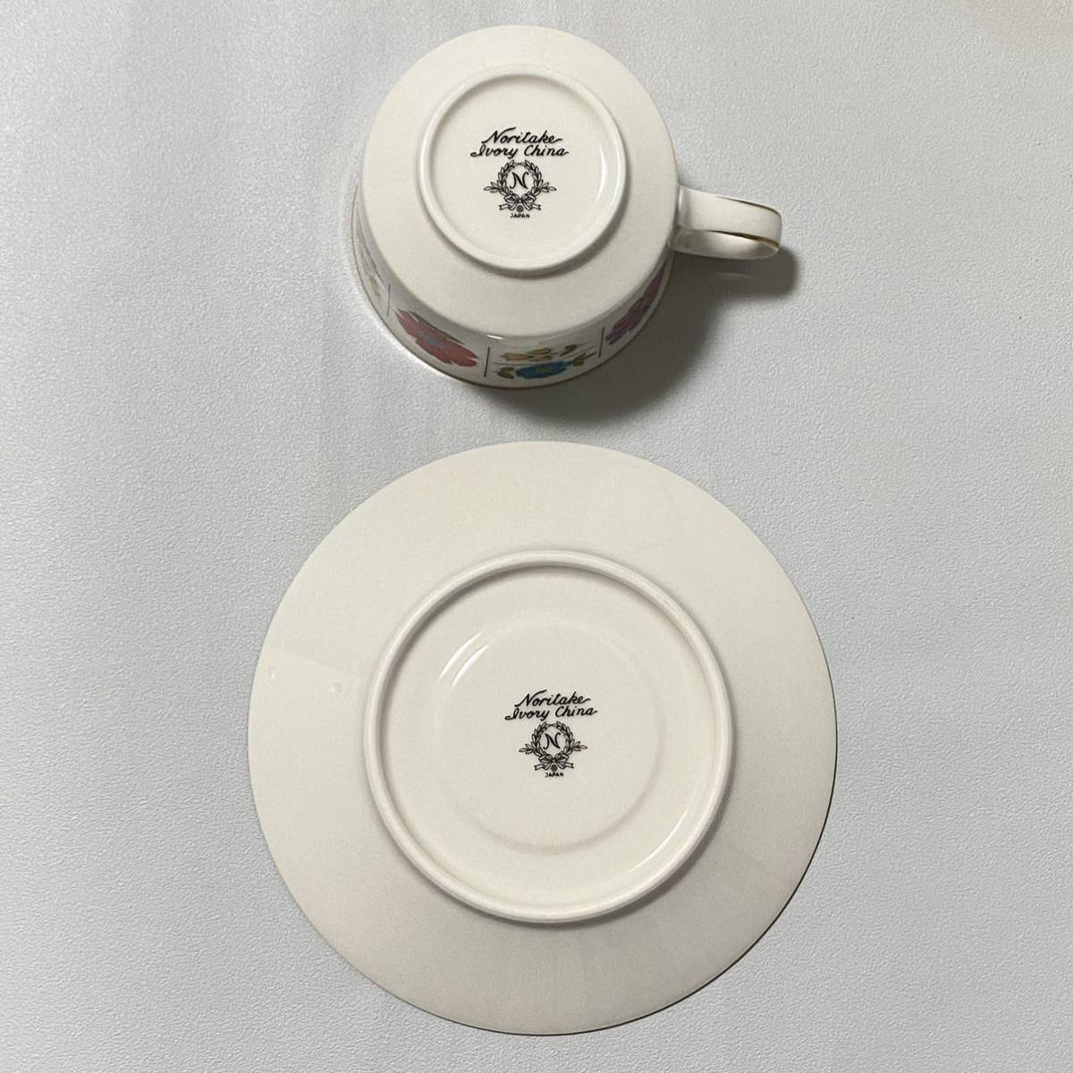 Noritake ノリタケ レトロ 花柄 カップ&ソーサー 4客 セット ◎Ivory 