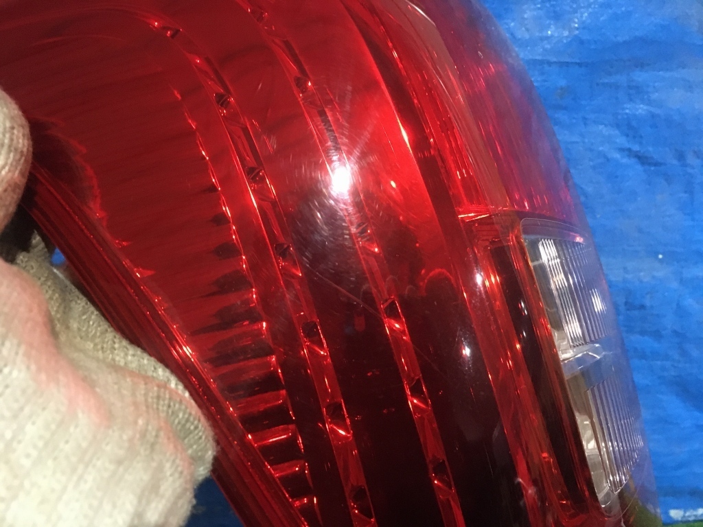 NZE141/NZE144 カローラフィールダー 前期 左テールランプ KOITO 13-97  